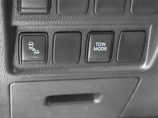 2020 Nissan Pathfinder SV 2WD