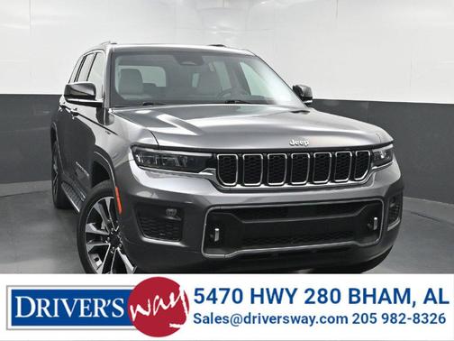 Baltic Gray Metallic Clearcoat 2022 Jeep Grand Cherokee Overland