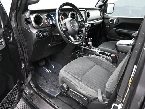 Granite Crystal Metallic Clearcoat 2021 Jeep Gladiator Sport