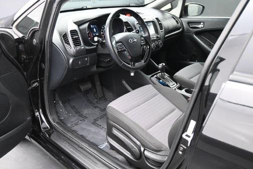 Aurora Black 2017 Kia Forte S