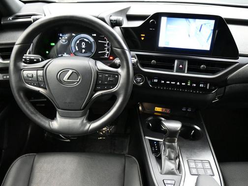 Iridium 2024 Lexus UX 250h Base