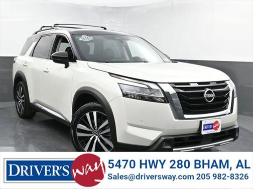 2024 Nissan Pathfinder Platinum