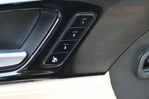 Majestic Black Pearl 2022 Acura MDX Technology Package