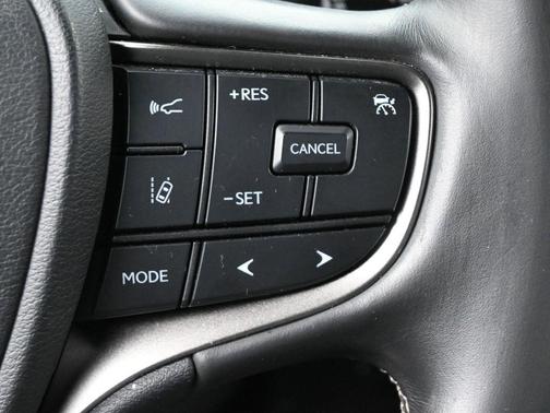 2021 Lexus UX 250h Base