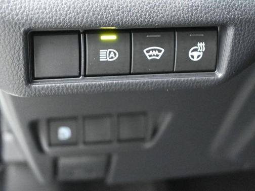 Wind Chill Pearl 2026 Toyota Prius L