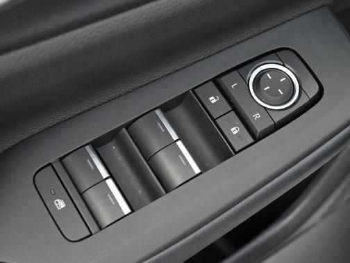 Wind Chill Pearl 2026 Toyota Prius L