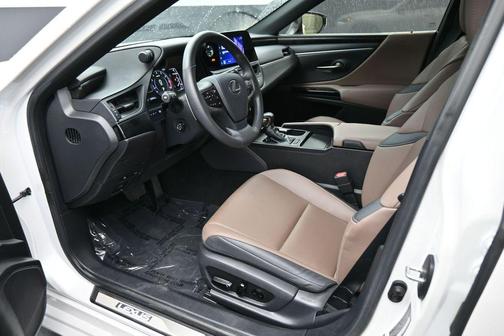 Eminent White Pearl 2023 Lexus ES 350 Base