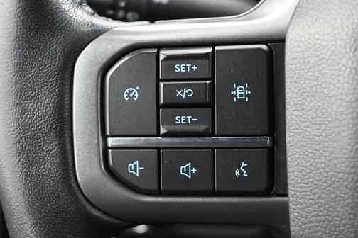 OXFORD WHITE 2022 Ford F-150 XLT