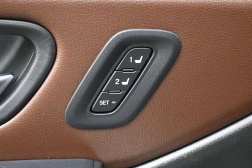Platinum White Pearl 2024 Honda Pilot Elite
