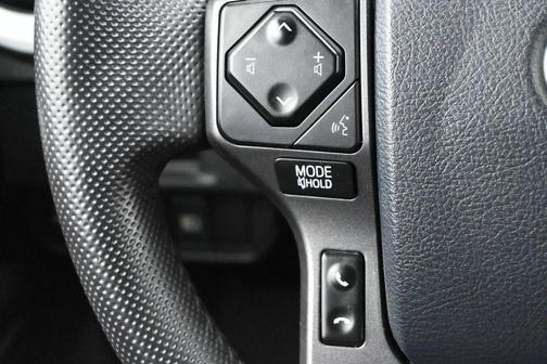 Super White 2018 Toyota Tacoma TRD Sport