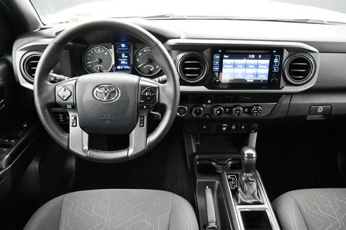Super White 2018 Toyota Tacoma TRD Sport