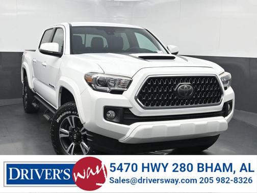 Super White 2018 Toyota Tacoma TRD Sport