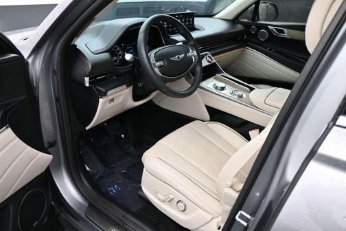 Savile Silver 2023 Genesis GV80 2.5T