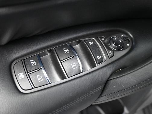 2024 Nissan Armada SL 2WD