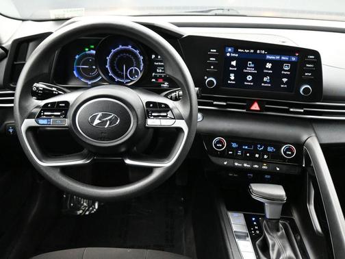 Fluid Metal 2023 Hyundai ELANTRA HEV Blue