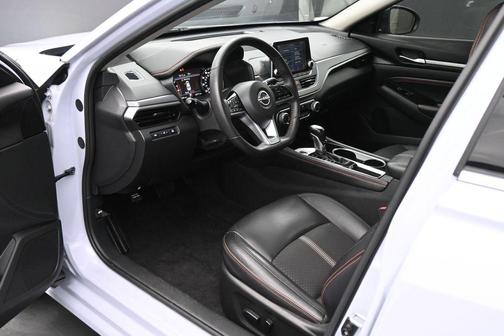 Gray Sky Pearl 2023 Nissan Altima SR FWD