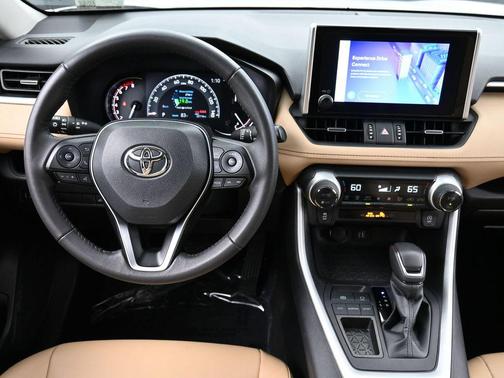Wind Chill Pearl 2024 Toyota RAV4 XLE Premium