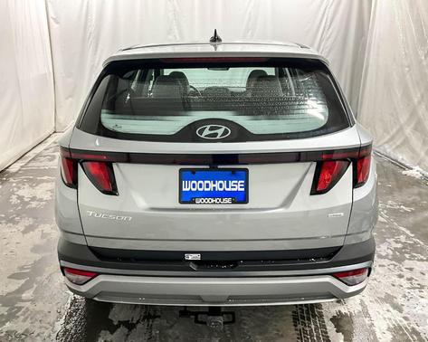 2025 Hyundai TUCSON SE