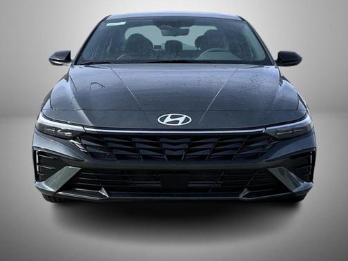 2026 Hyundai ELANTRA SEL