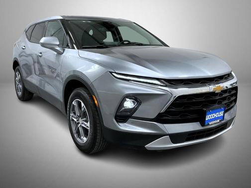 Sterling Gray Metallic 2025 Chevrolet Blazer LT
