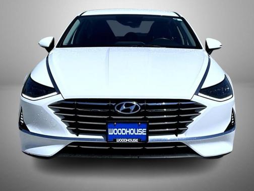 2022 Hyundai SONATA SE