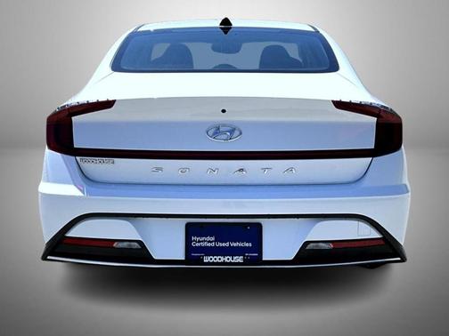 2022 Hyundai SONATA SE