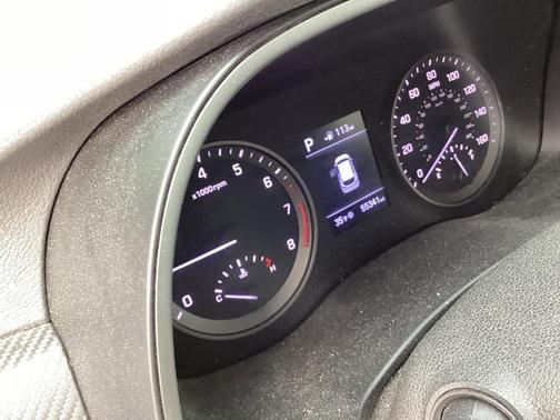 2020 Hyundai TUCSON SE