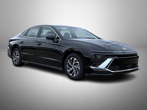 Black 2026 Hyundai SONATA Hybrid Blue