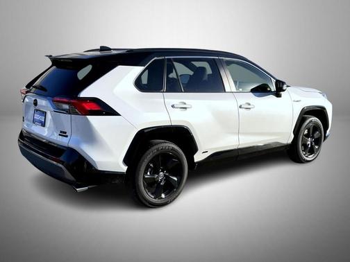 2020 Toyota RAV4 Hybrid XSE