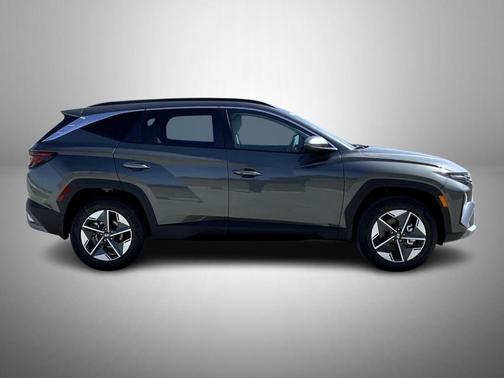 Amazon Gray 2026 Hyundai TUCSON Hybrid SEL