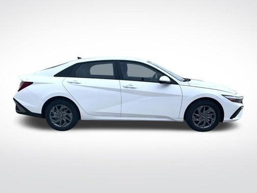 2025 Hyundai ELANTRA HEV Blue