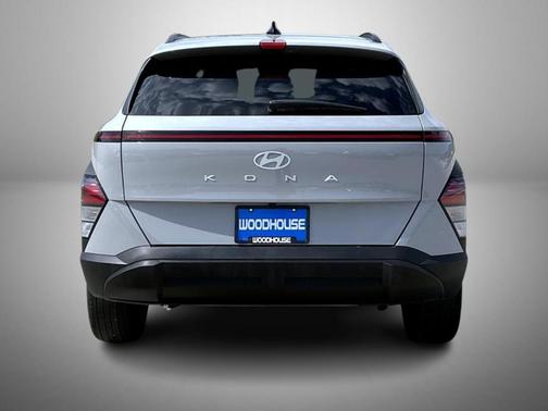 Cyber Gray Metallic 2025 Hyundai KONA SEL