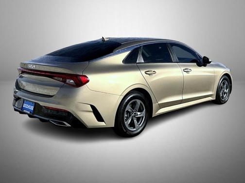 2022 Kia K5 LXS
