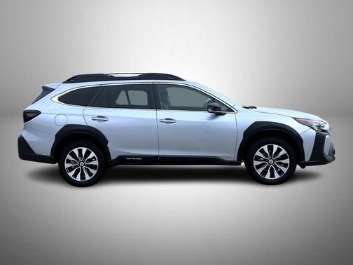 Ice Silver Metallic 2024 Subaru Outback Limited