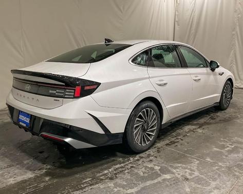 2025 Hyundai SONATA Hybrid SEL