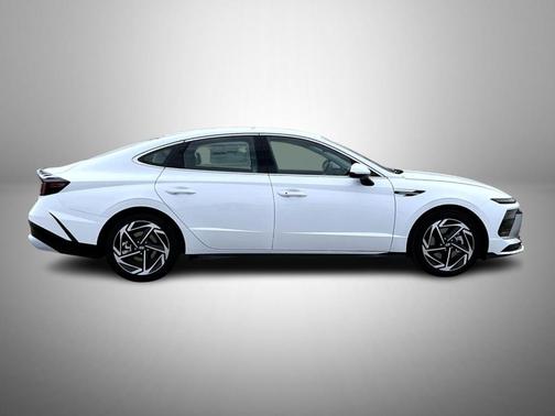 White 2026 Hyundai SONATA SEL Sport