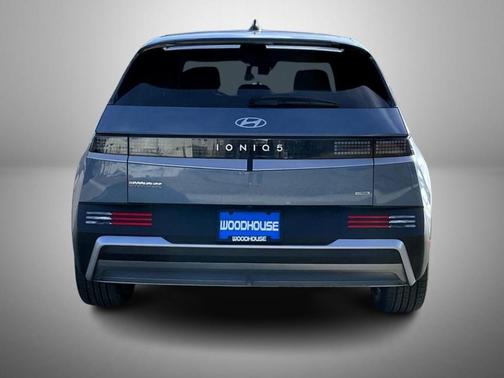 2026 Hyundai IONIQ 5 SE