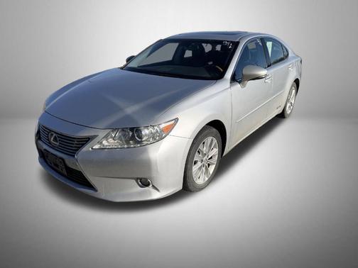 2014 Lexus ES 300h Base
