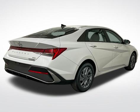 2025 Hyundai ELANTRA HEV Blue