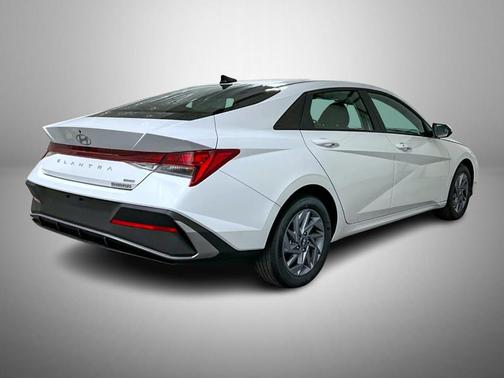 2025 Hyundai ELANTRA HEV Blue