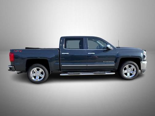 Graphite Metallic 2018 Chevrolet Silverado 1500 LTZ