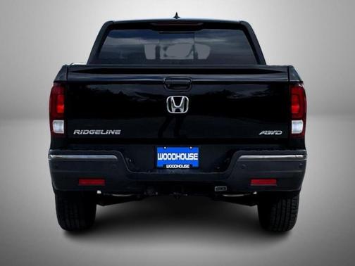 2019 Honda Ridgeline Black Edition