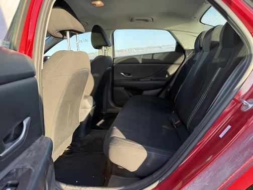 2023 Hyundai ELANTRA HEV Blue