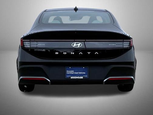 2025 Hyundai SONATA SE