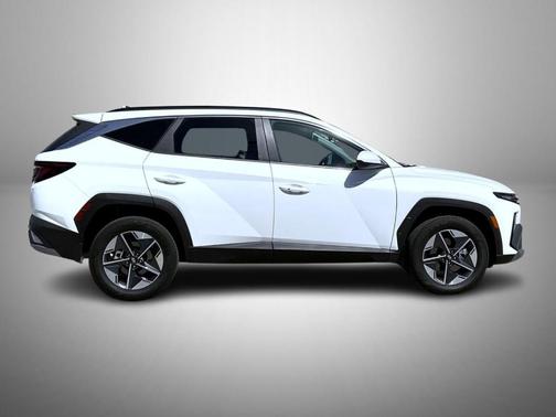 Pearl 2026 Hyundai TUCSON Hybrid SEL