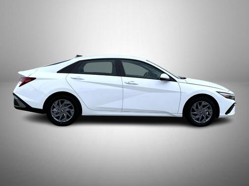 Serenity White Pearl 2026 Hyundai ELANTRA HEV Blue