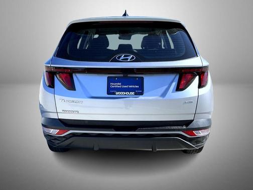 2023 Hyundai TUCSON SE