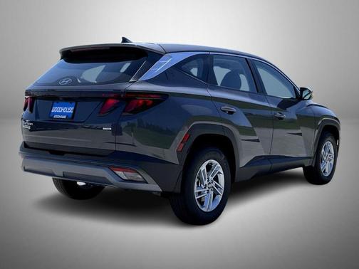 Gray 2026 Hyundai TUCSON SE