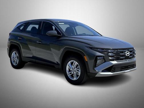 Gray 2026 Hyundai TUCSON SE