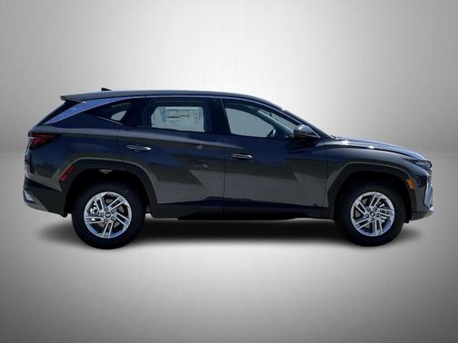 Gray 2026 Hyundai TUCSON SE